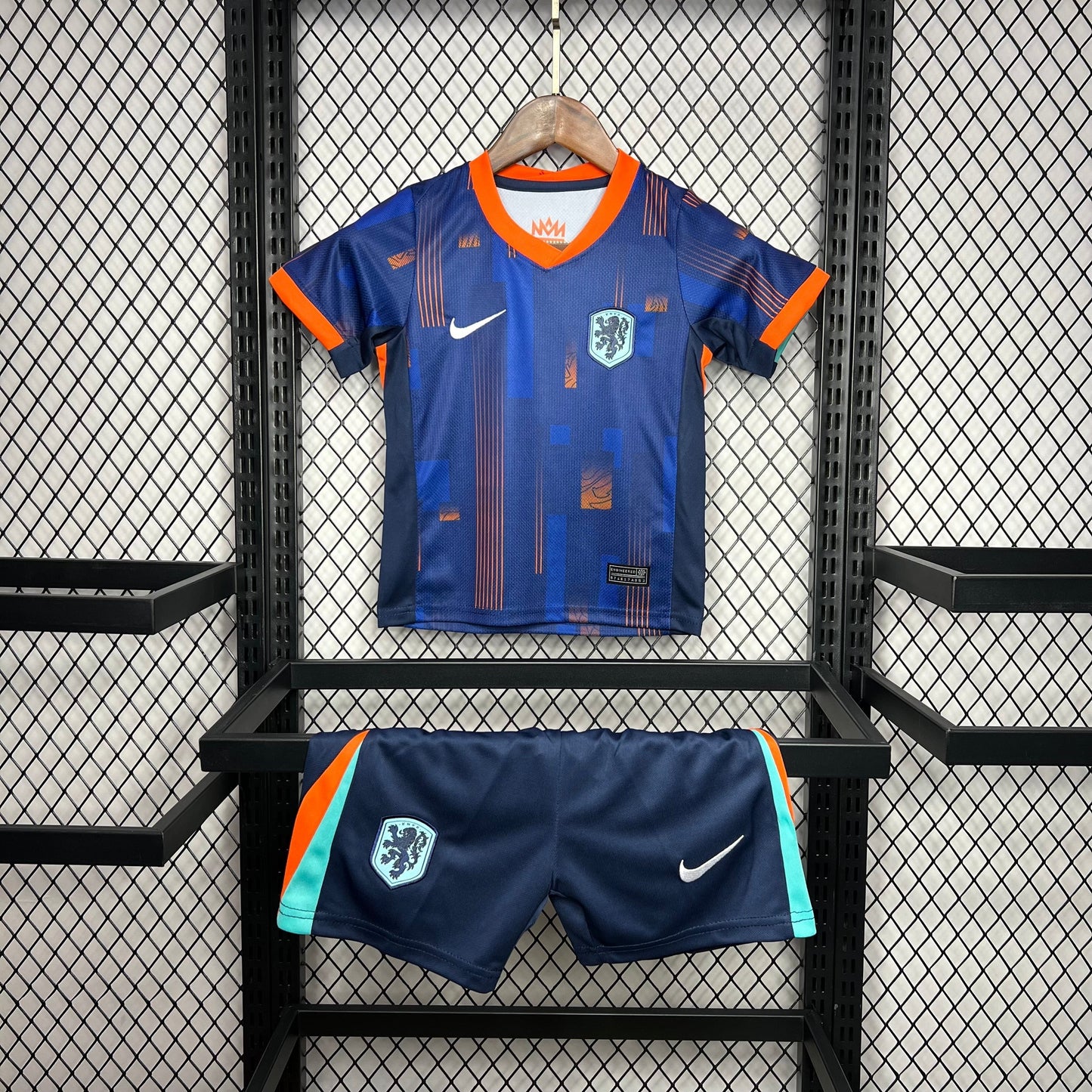 HOLANDA II 2024 CONJUNTO INFANTIL