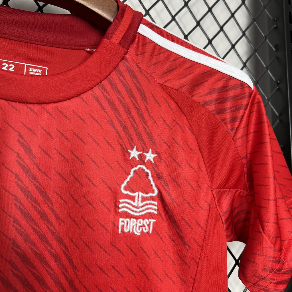 NOTTINGHAM FOREST I 24/25 CONJUNTO INFANTIL